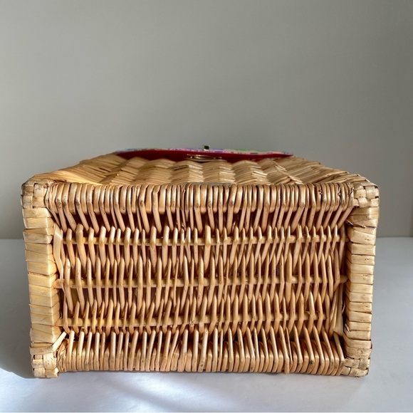 🌸 Lilly Pulitzer 🌸 Picnic Wicker Wine Basket Carrier Multi Cheek to Cheek - Picture 9 of 13